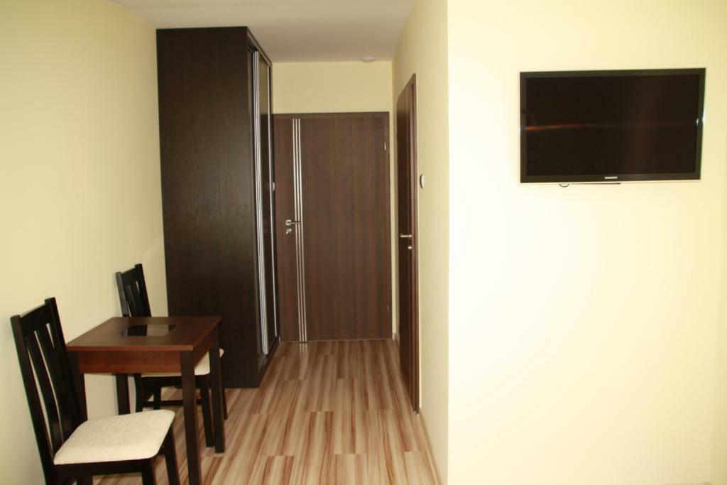 Hotel For You Pabianice Luaran gambar